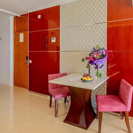 Monicca Collection Suites&resi Hotel