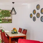 Monicca Collection Suites&resi 호텔