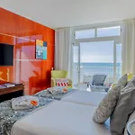호텔 Monicca Collection Suites&resi 알부페이라