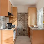 Monicca Collection Suites&resi