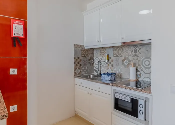 Hotel Monicca Collection Suites&resi